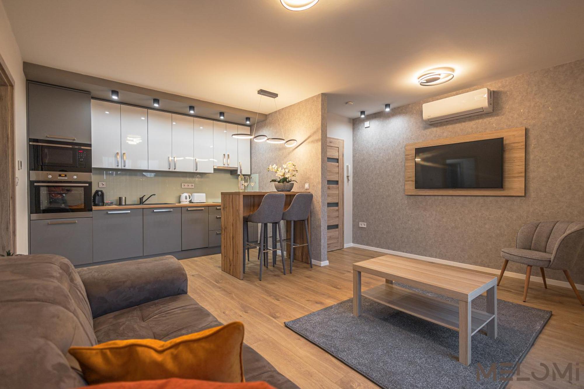 Melomi Apartman Шарвар Экстерьер фото