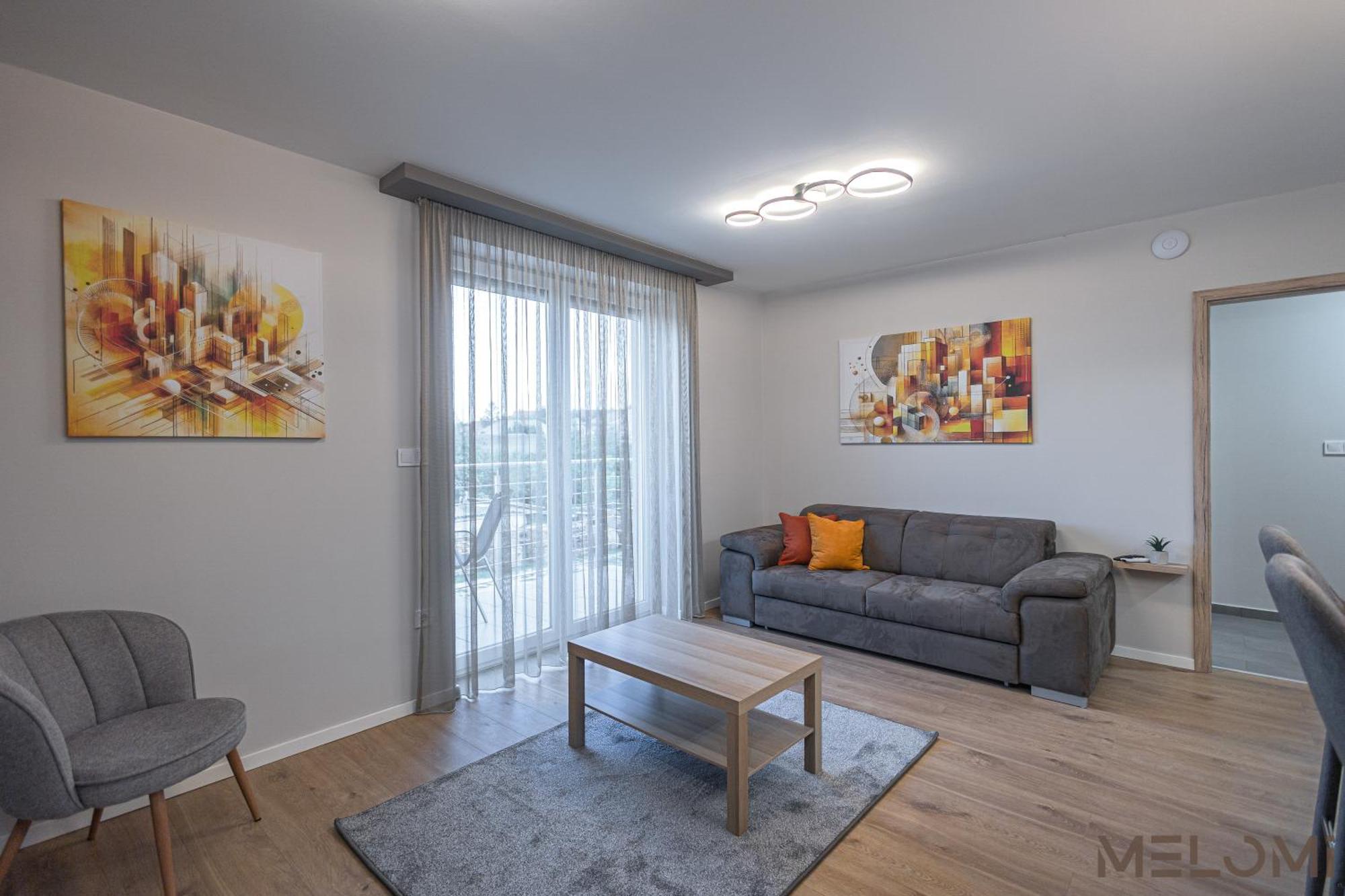 Melomi Apartman Шарвар Экстерьер фото